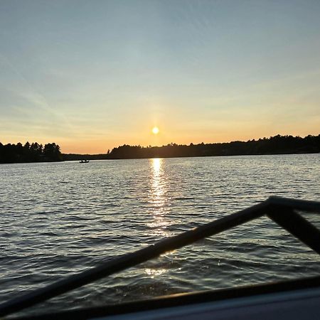 卡灵港 Muskoka Escape酒店 外观 照片