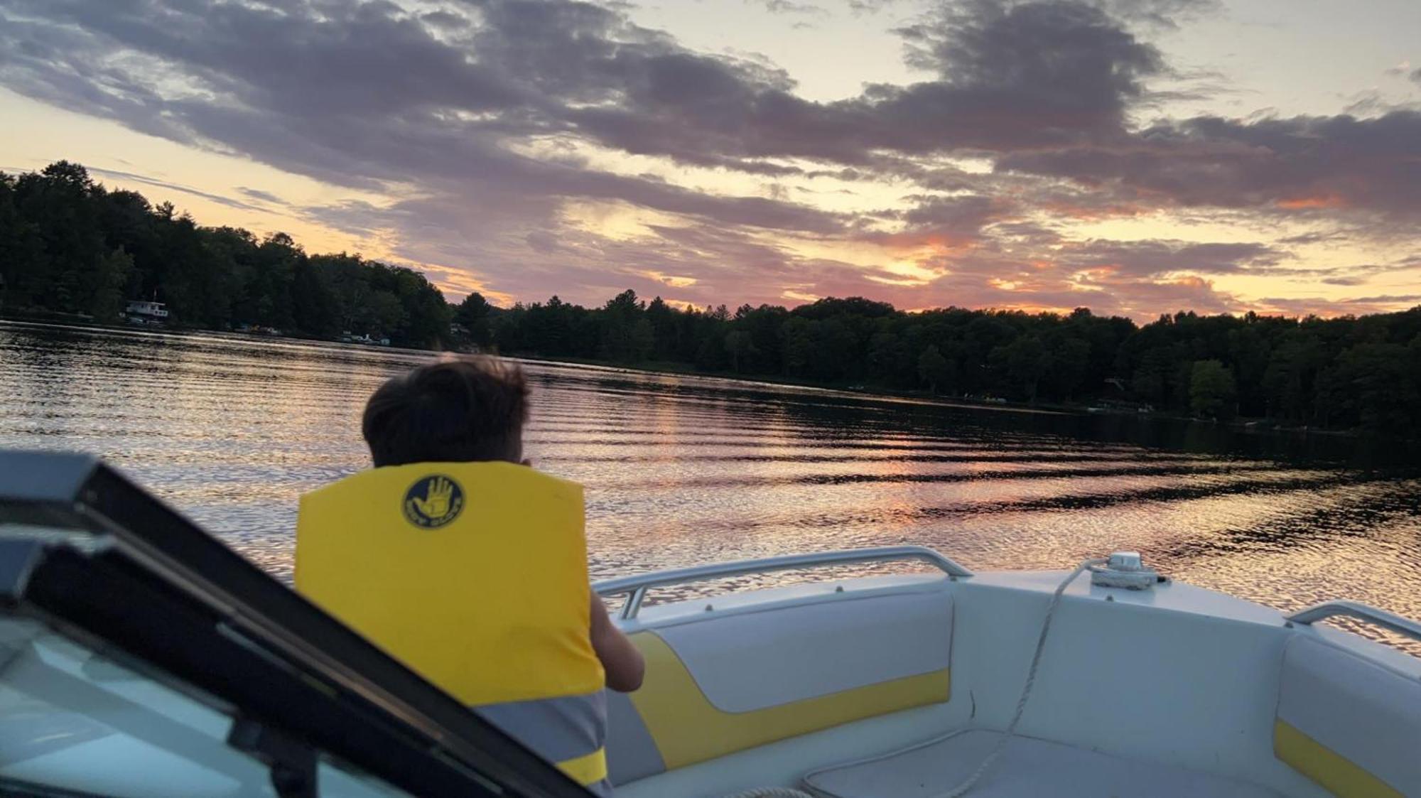 卡灵港 Muskoka Escape酒店 外观 照片
